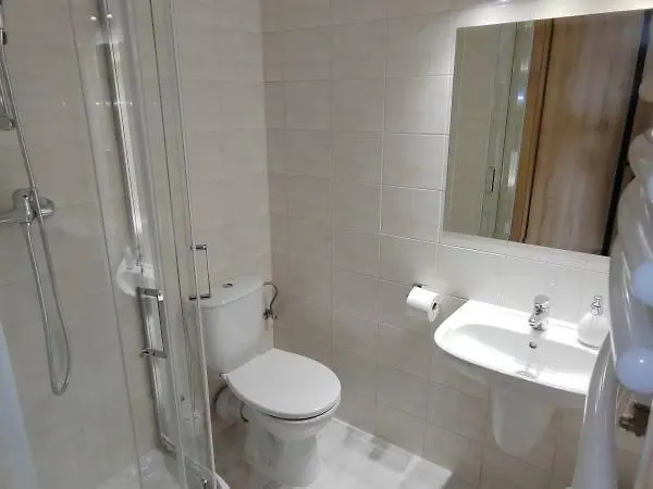 Bachus ゲストハウス 3*