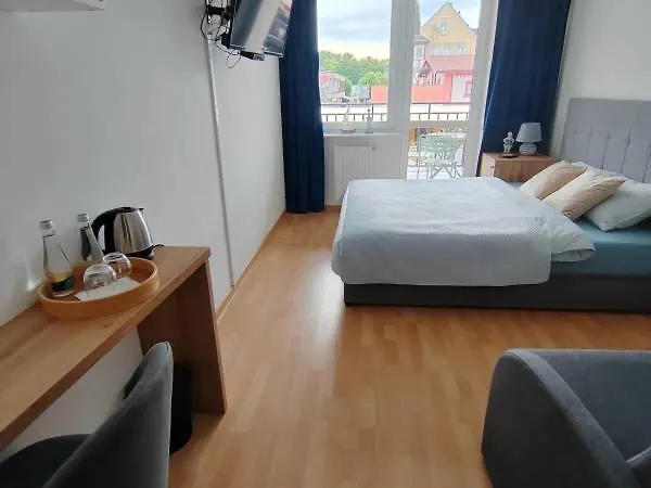 Bachus ゲストハウス